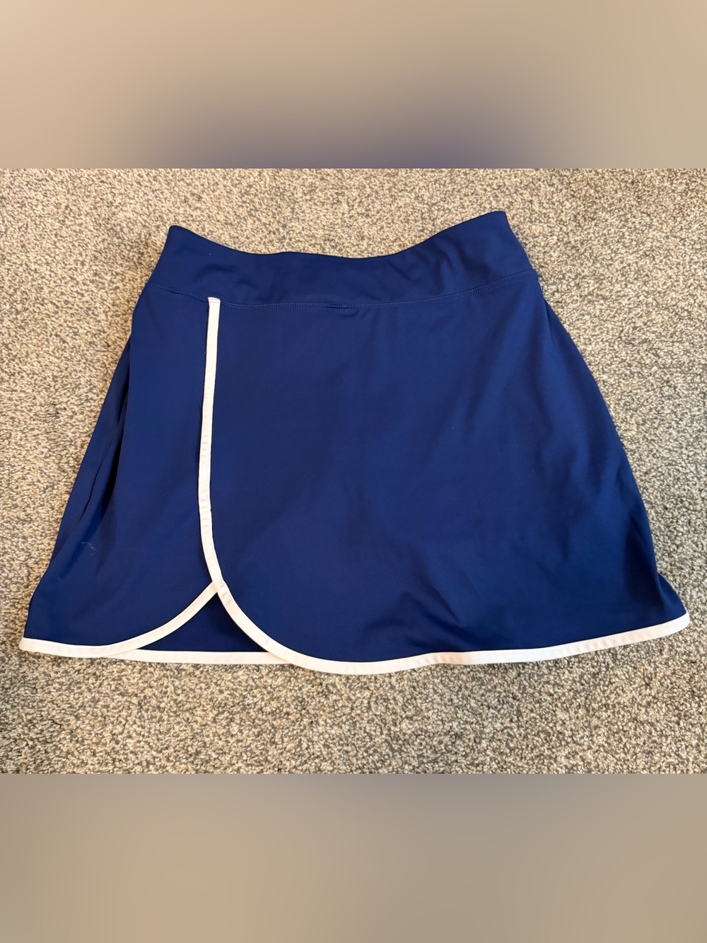 Women’s Tommy Bahama skirt with shorts size M. EUC